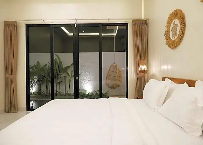 ホテル Mallorca Ubud 4bed W/ Pool バリ島